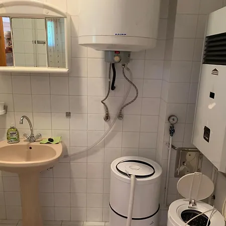 Anna Ueduelohaz * Balatonberény