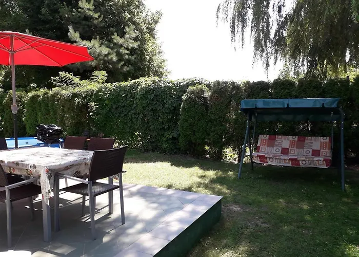 Nyaraló Anna Balatonberény