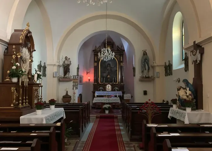 Anna Ueduelohaz Balatonberény