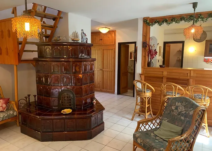 Nyaraló Anna Balatonberény